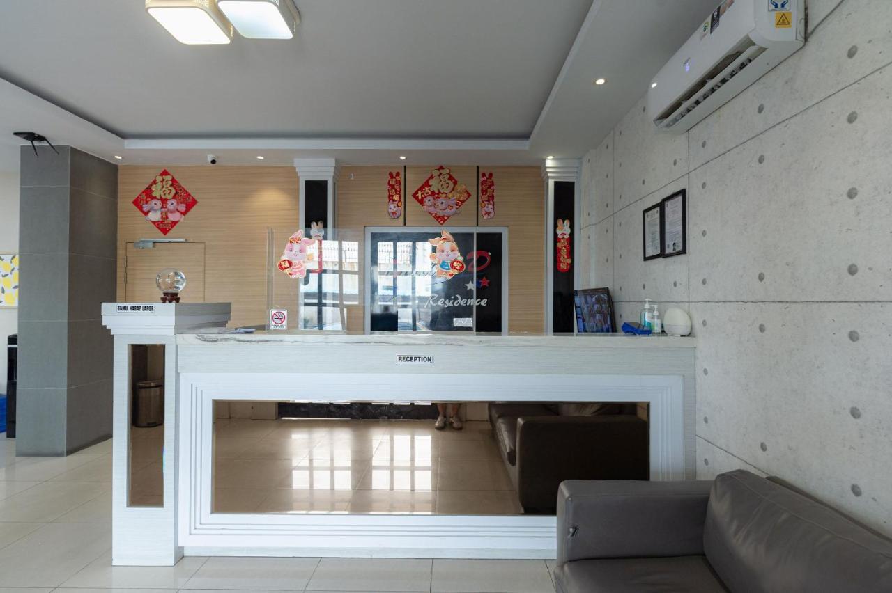 Отель Reddoorz At Nagoya Indah Batam Экстерьер фото