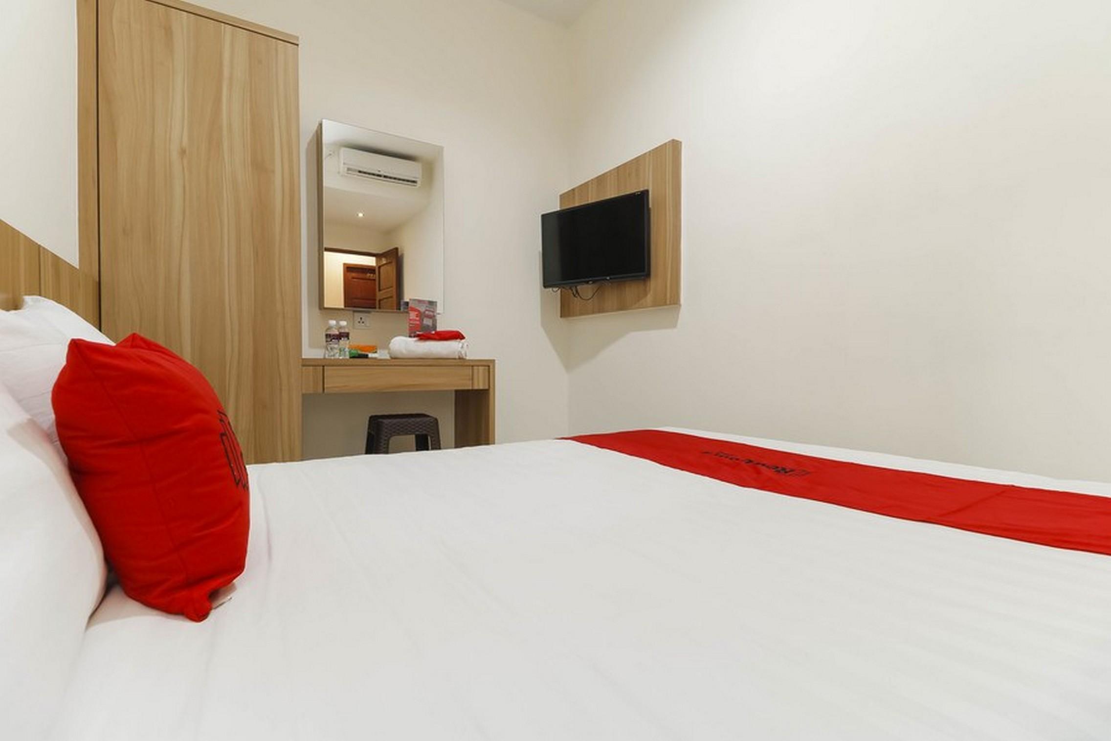 Отель Reddoorz At Nagoya Indah Batam Экстерьер фото